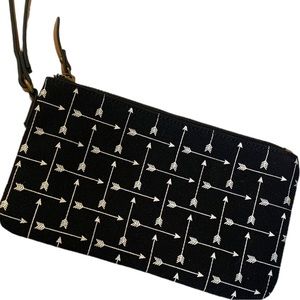 NEW Black & White Arrow Cotton Clutch Purse Bag Faux Leather Straps